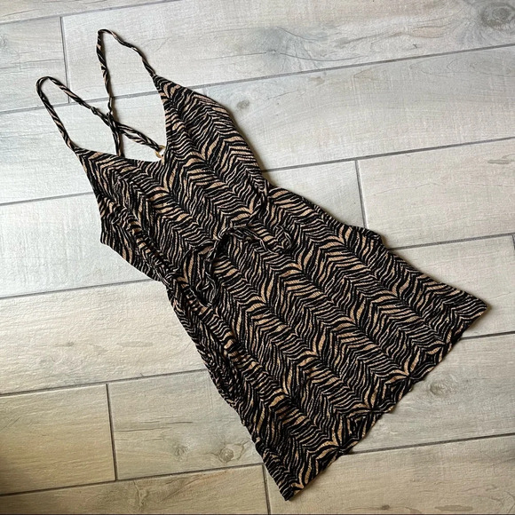 Aila blue tiger zebra animal striped gauzy mini dress. Size S - Picture 9 of 15